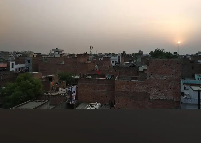 Shradha Saburi Boys Hostel Varanasi