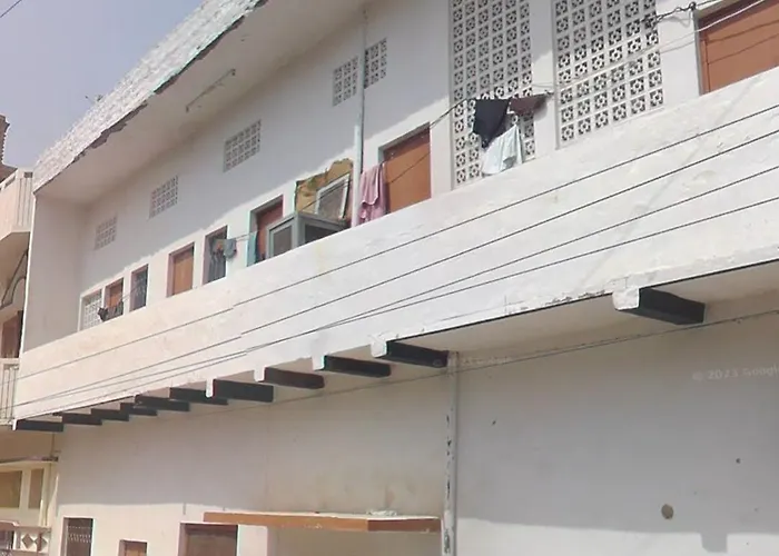 Shradha Saburi Boys Hostel Varanasi